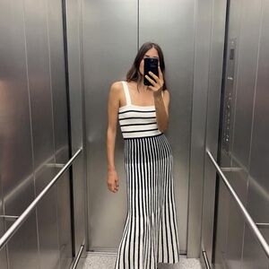 ZARA BIAS CUT MIDI DRESS STRIPED NAVY AND WHITE SIZE SMALL